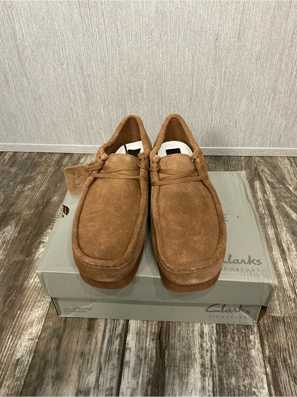 Clarks Men's Brown Suede Wallabee-Style Slip-On Loafer Size 8